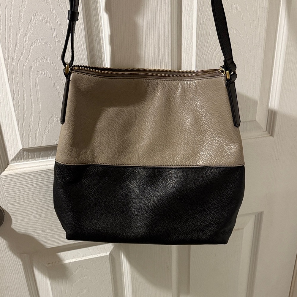 Fossil Black and Tan Leather Shoulder Bag